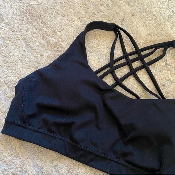 Victoria's Secret Smooth Black Incredible Strappy Back Lounge Sport Bra: Large - Picture 2 of 4